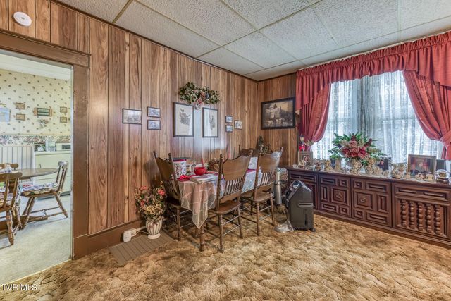 208 Delaware Street, Johnson City, TN 37604