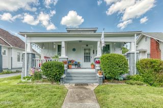 208 Delaware Street, Johnson City, TN 37604