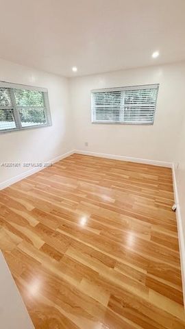 7921 SW 57th Ct 7921, South Miami, FL 33143