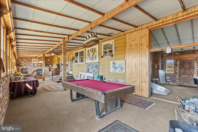 2505 TANEYTOWN RD, Gettysburg, PA 17325