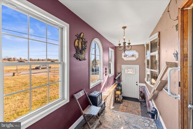 2505 TANEYTOWN RD, Gettysburg, PA 17325