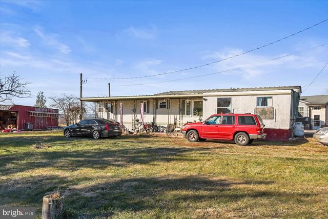 2505 TANEYTOWN RD, Gettysburg, PA 17325