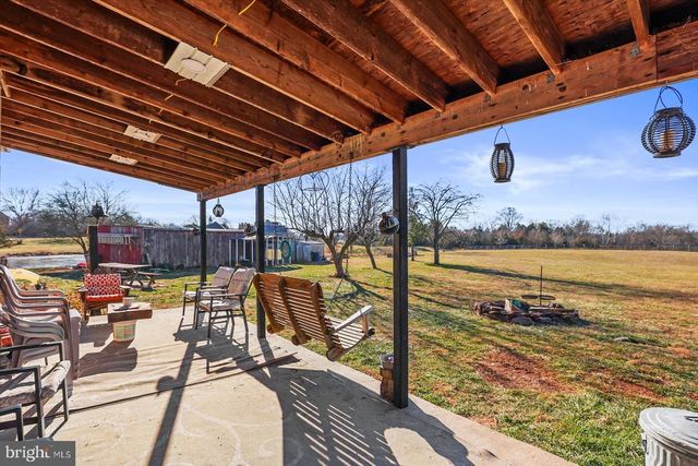 2505 TANEYTOWN RD, Gettysburg, PA 17325