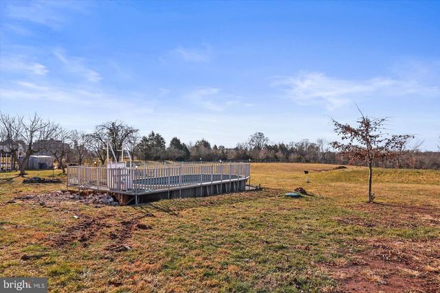 2505 TANEYTOWN RD, Gettysburg, PA 17325