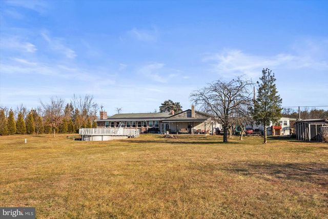 2505 TANEYTOWN RD, Gettysburg, PA 17325