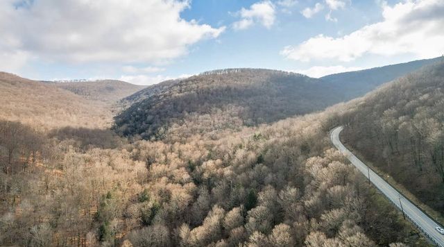 0 Us-30, Ligonier Twp, PA 15655