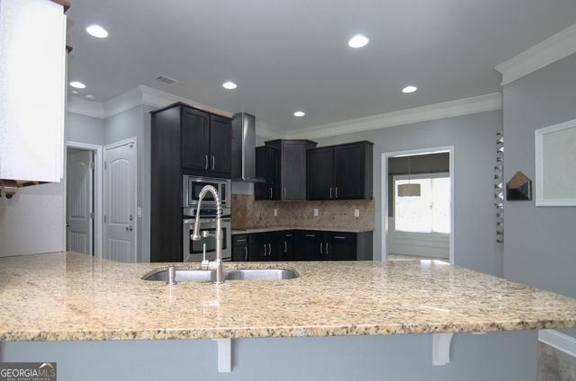 607 Alexis Way, Bonaire, GA 31005