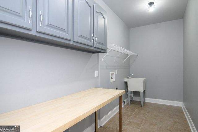 607 Alexis Way, Bonaire, GA 31005