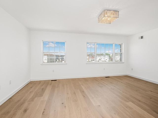 150 SURF Drive # 482, New York City, NY 10473