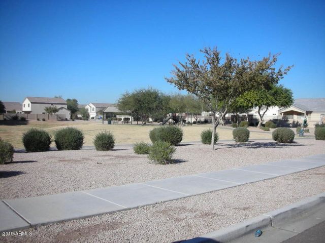 5725 S 32nd Lane, Phoenix, AZ 85041