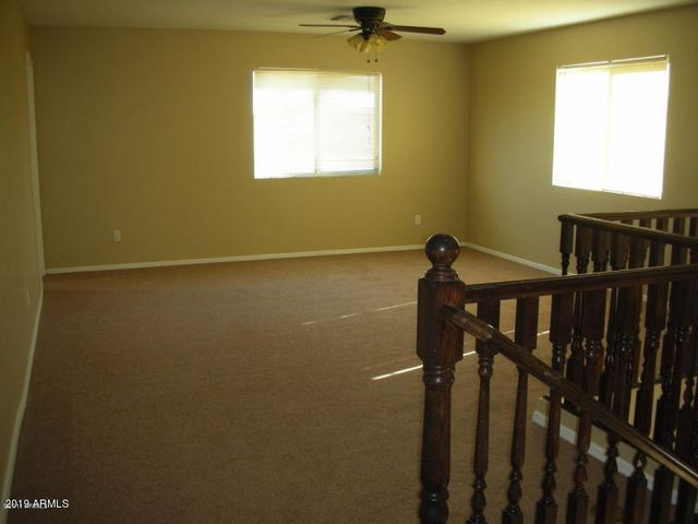 5725 S 32nd Lane, Phoenix, AZ 85041