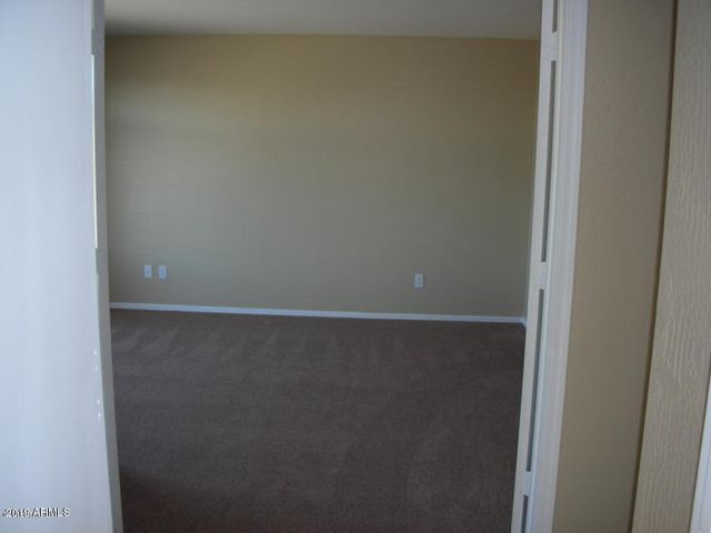 5725 S 32nd Lane, Phoenix, AZ 85041