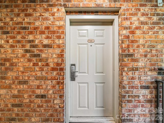 210 Bowling Park Road, Asheville, NC 28803