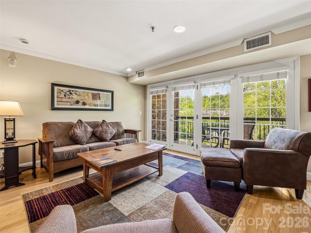 210 Bowling Park Road, Asheville, NC 28803