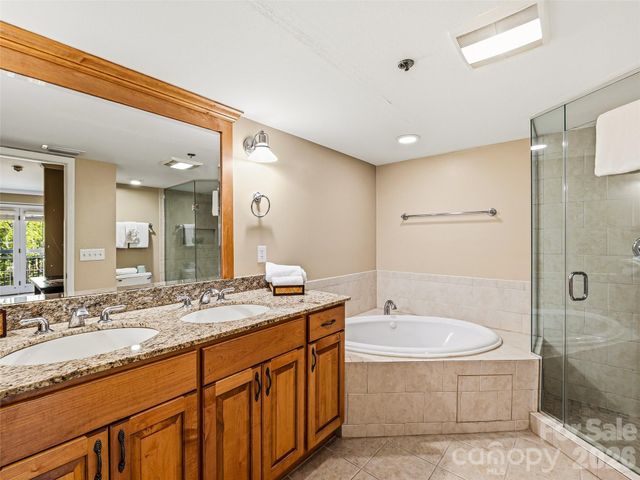 210 Bowling Park Road, Asheville, NC 28803