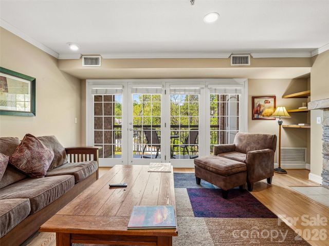 210 Bowling Park Road, Asheville, NC 28803