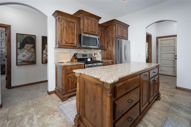 15847 248th Street, Blanchard, OK 73010