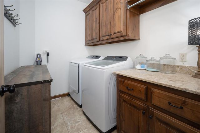 15847 248th Street, Blanchard, OK 73010