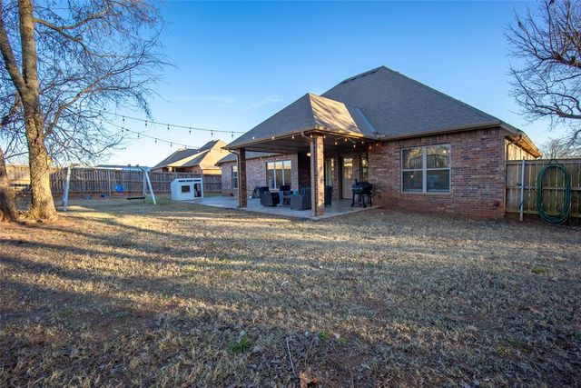 15847 248th Street, Blanchard, OK 73010