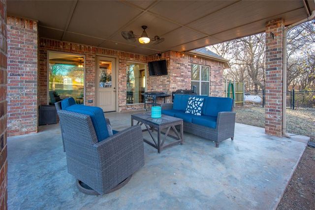 15847 248th Street, Blanchard, OK 73010