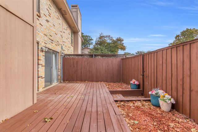 7610 Highmont Street, Dallas, TX 75230