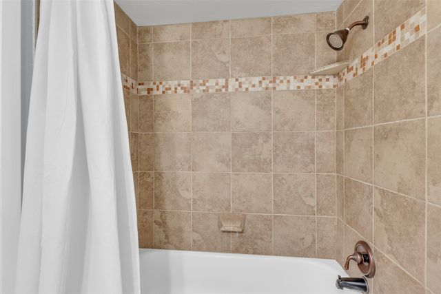 7610 Highmont Street, Dallas, TX 75230