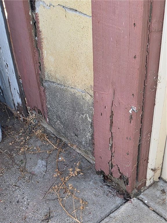 Image 13 of property listing at 3262 Racine, Riverside, CA 92503