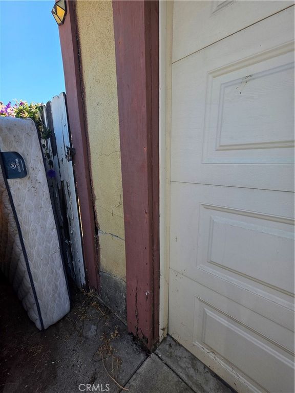 Image 14 of property listing at 3262 Racine, Riverside, CA 92503