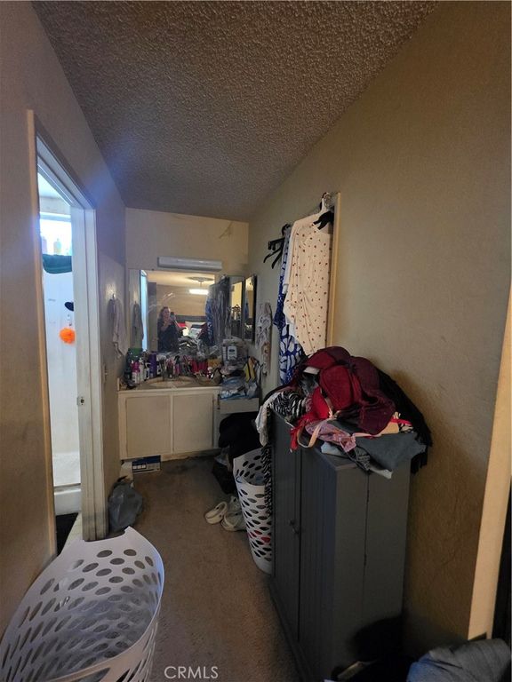 Image 37 of property listing at 3262 Racine, Riverside, CA 92503