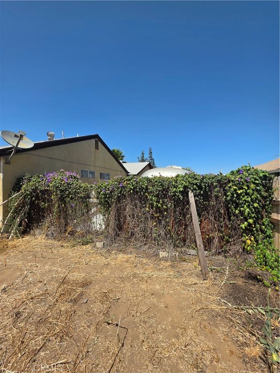 Image 53 of property listing at 3262 Racine, Riverside, CA 92503