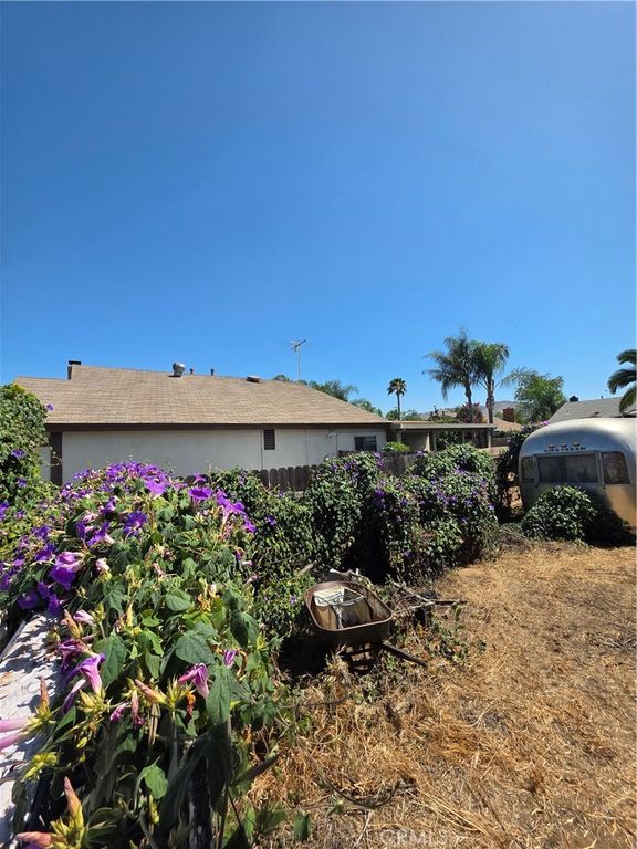 Image 72 of property listing at 3262 Racine, Riverside, CA 92503
