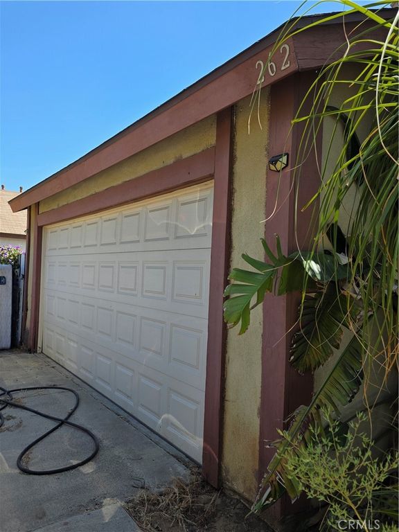 Image 8 of property listing at 3262 Racine, Riverside, CA 92503