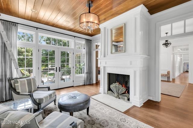 7 S Rohallion Drive, Rumson, NJ 07760