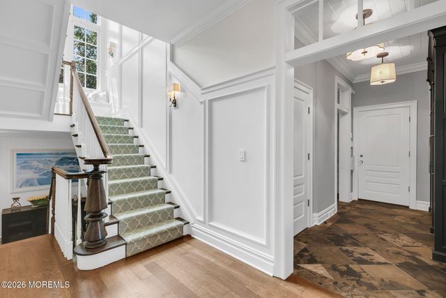 7 S Rohallion Drive, Rumson, NJ 07760
