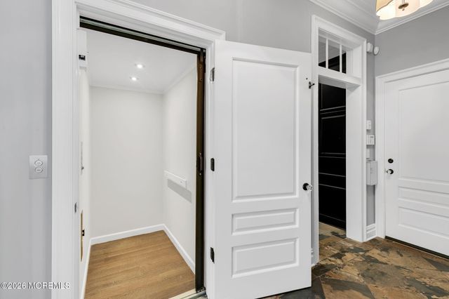 7 S Rohallion Drive, Rumson, NJ 07760