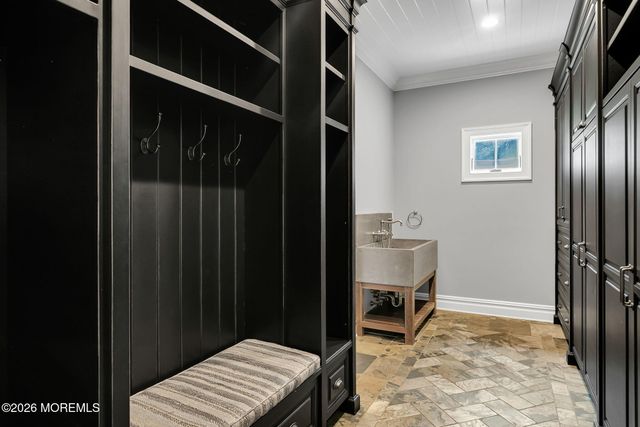 7 S Rohallion Drive, Rumson, NJ 07760