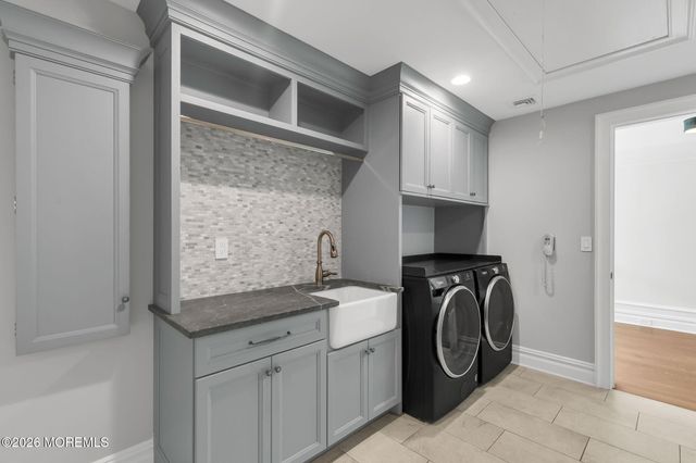7 S Rohallion Drive, Rumson, NJ 07760
