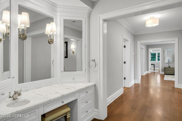 7 S Rohallion Drive, Rumson, NJ 07760