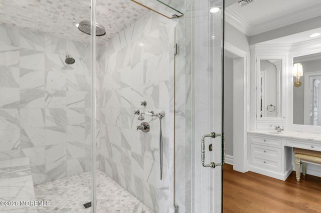 7 S Rohallion Drive, Rumson, NJ 07760