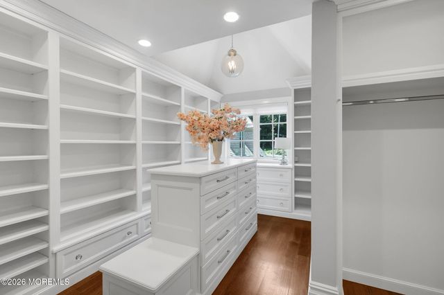 7 S Rohallion Drive, Rumson, NJ 07760