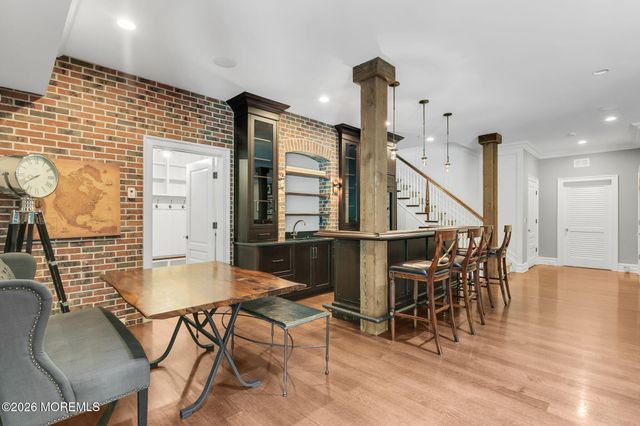 7 S Rohallion Drive, Rumson, NJ 07760