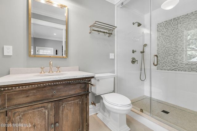 7 S Rohallion Drive, Rumson, NJ 07760
