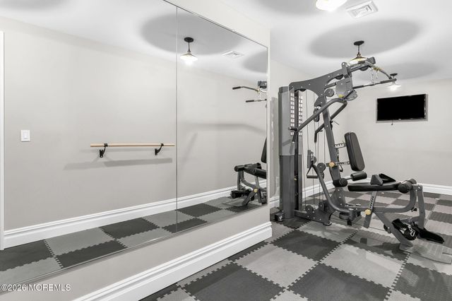 7 S Rohallion Drive, Rumson, NJ 07760