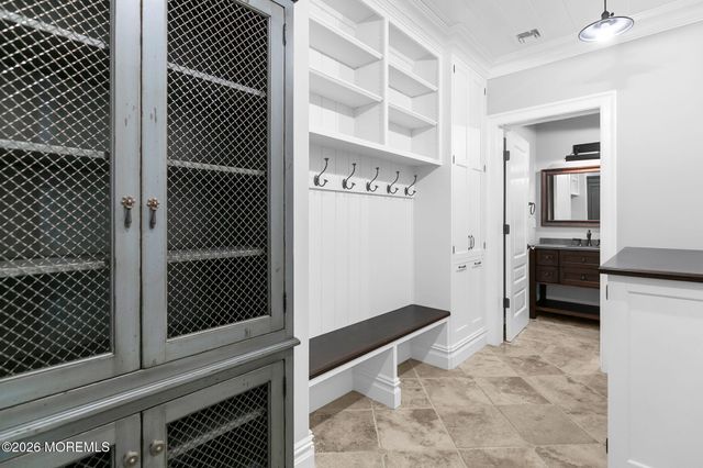 7 S Rohallion Drive, Rumson, NJ 07760