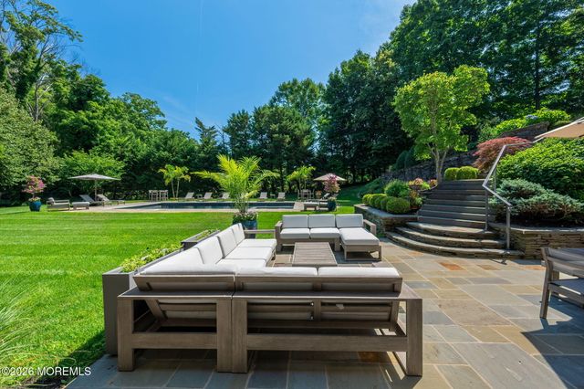 7 S Rohallion Drive, Rumson, NJ 07760