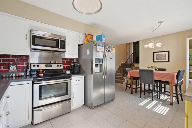 1221 Fleur Drive, Waterloo, IA 50701