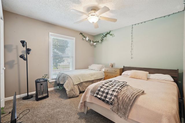 1221 Fleur Drive, Waterloo, IA 50701