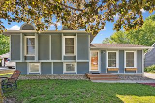 1221 Fleur Drive, Waterloo, IA 50701