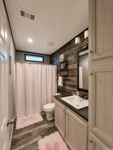 8330 E Elm, Benton, AR 72015