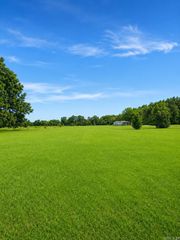 8330 E Elm, Benton, AR 72015